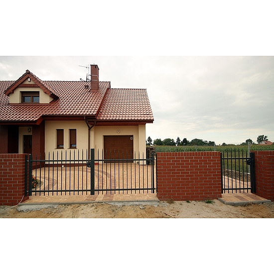 Agát modern panel kerítés 1200x2500